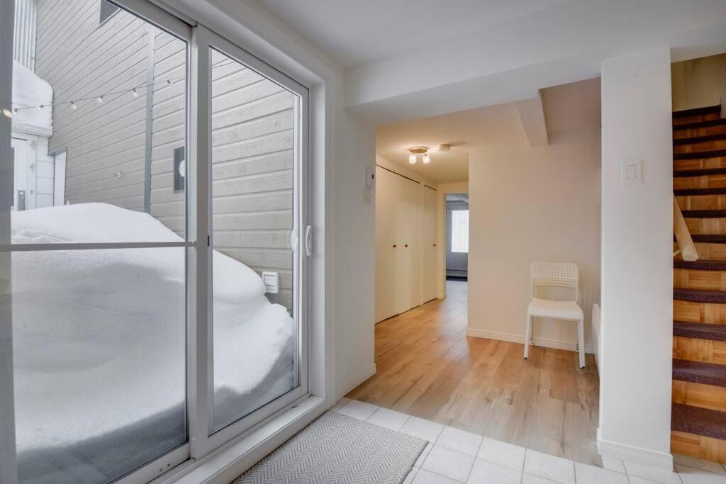 Charming Century-Old House In City Center ケベックシティ エクステリア 写真